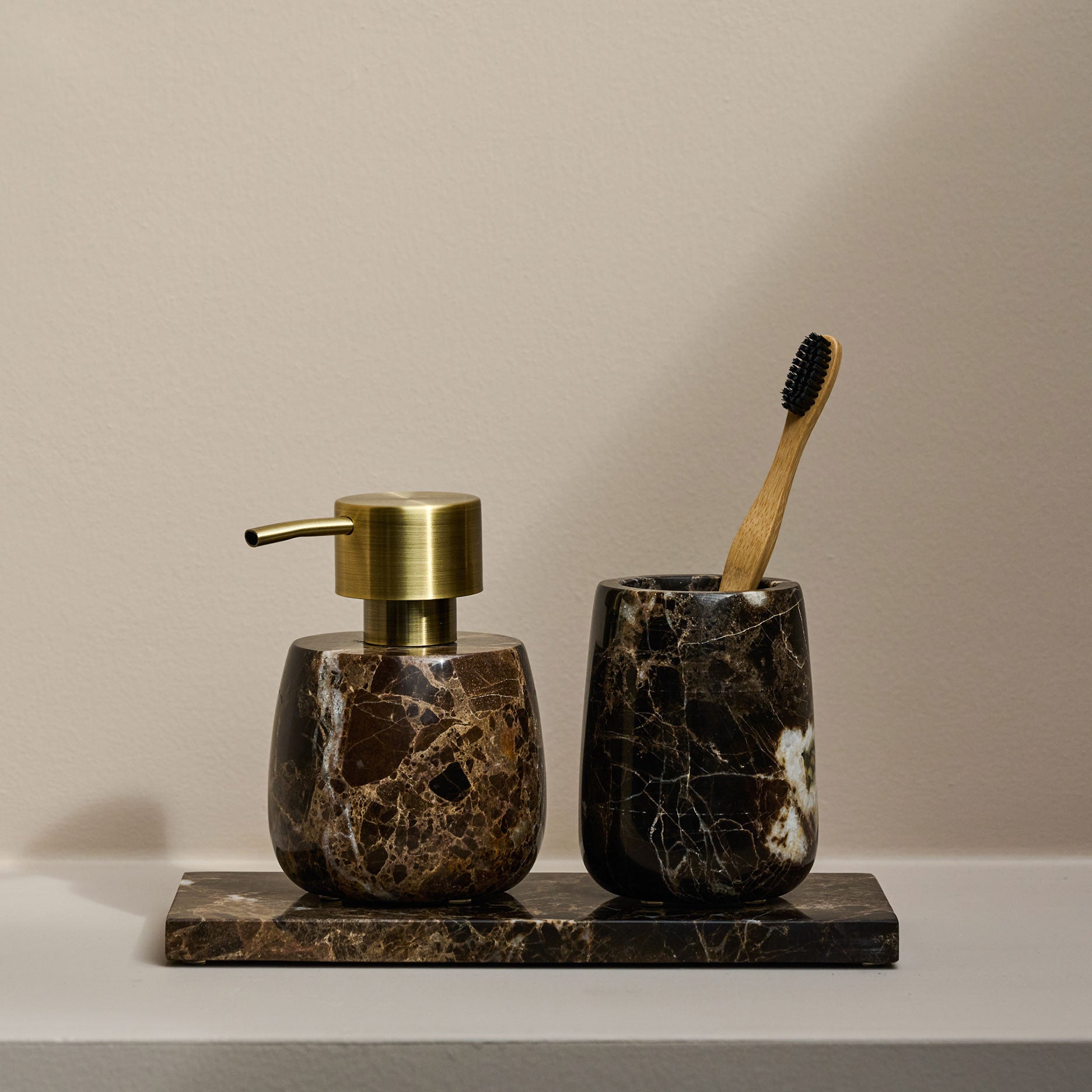 Marble II Tandbørstekrus